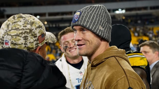 TitansRyanTannehillSidelinesSteelers
